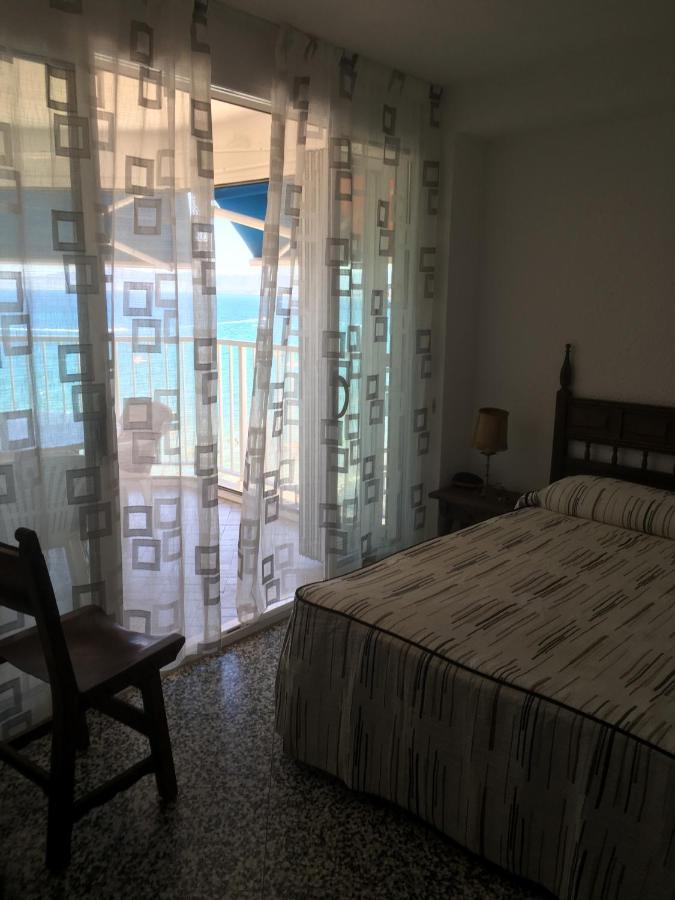 Appartement Spacieux, Front De Mer, Vue Splendide سالو المظهر الخارجي الصورة