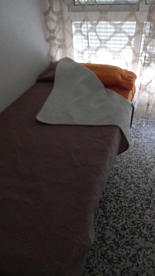 Appartement Spacieux, Front De Mer, Vue Splendide سالو المظهر الخارجي الصورة